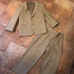 Boys Two Piece Tan Pin Stripe Suit Sz 6 R